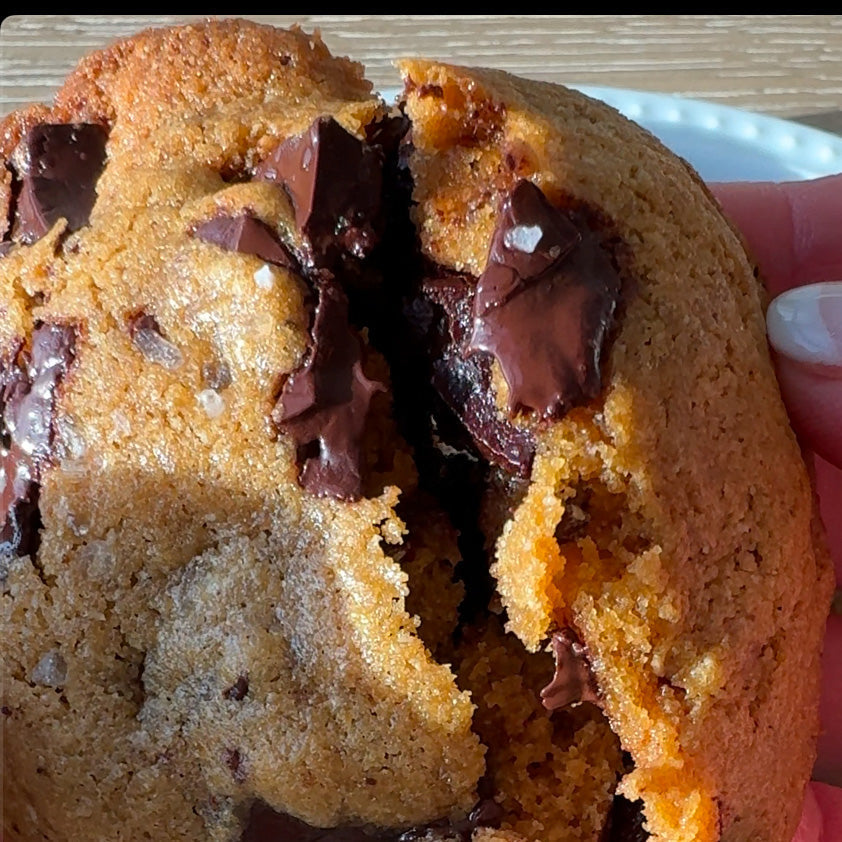 Olive Oil and Sea Salt Chocolate Chunk Cookies: Gluten-Free, Dairy-Free and Refined Sugar Free Unforgettable Flavored Treats